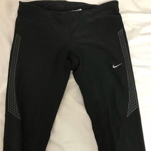 SUPER CUTE NIKE RUNNING LEGGINGS